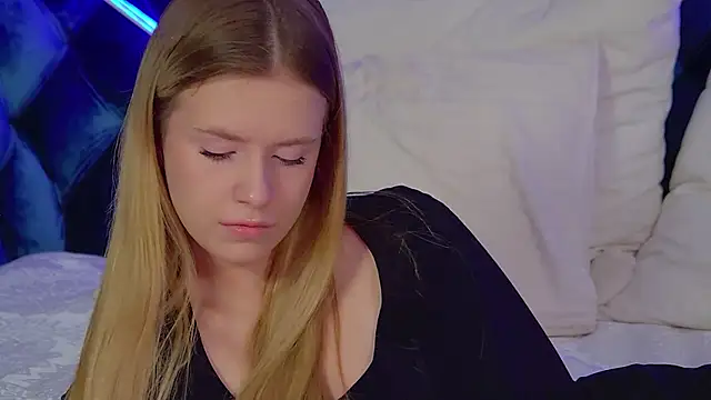 MilanaBalmain online show from November 23, 4:56 am