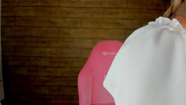 MilanaBalmain online show from March 21, 8:19 am