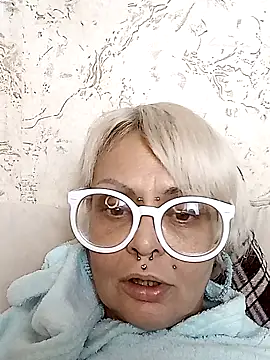 Gardener of Illusions online show from November 3, 4:41 pm