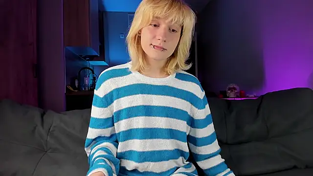 Gregory Byyrd online show from March 8, 7:42 pm