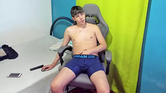 zackmontieel online show from October 22, 9:53 am