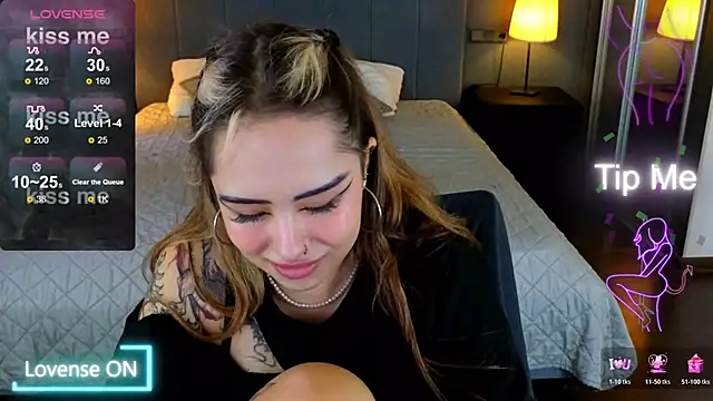 baby  kim online show from November 4, 10:14 am