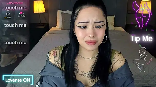 baby  kim online show from December 4, 7:55 pm