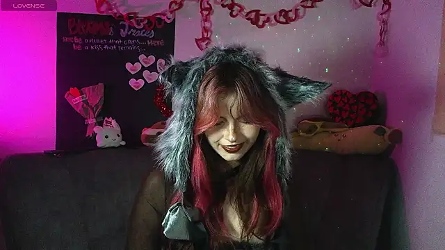 Snapshot of cherrybom969 chatting on February 14, 5:15 am cherrybom969 online show from February 14, 5:15 am