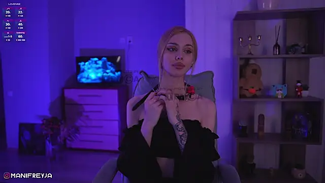 Snapshot of ManiFreyja chatting on December 16, 4:55 am ManiFreyja online show from December 16, 4:55 am