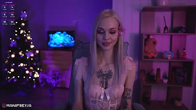 Snapshot of ManiFreyja chatting on January 5, 7:17 pm ManiFreyja online show from January 5, 7:17 pm