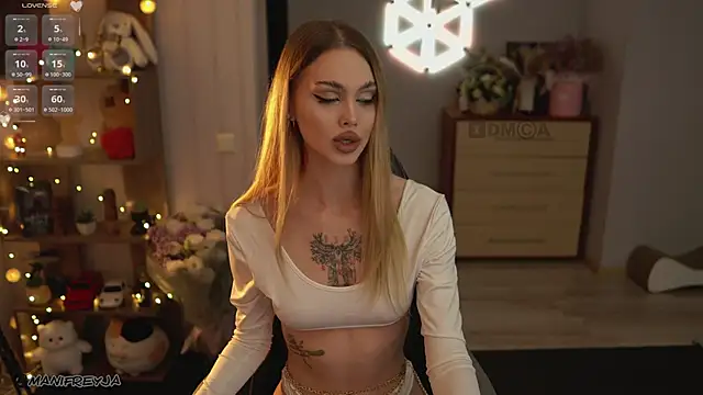 Snapshot of ManiFreyja chatting on September 20, 6:20 pm ManiFreyja online show from September 20, 6:20 pm