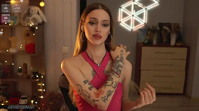 Snapshot of ManiFreyja chatting on October 27, 9:52 pm ManiFreyja online show from October 27, 9:52 pm