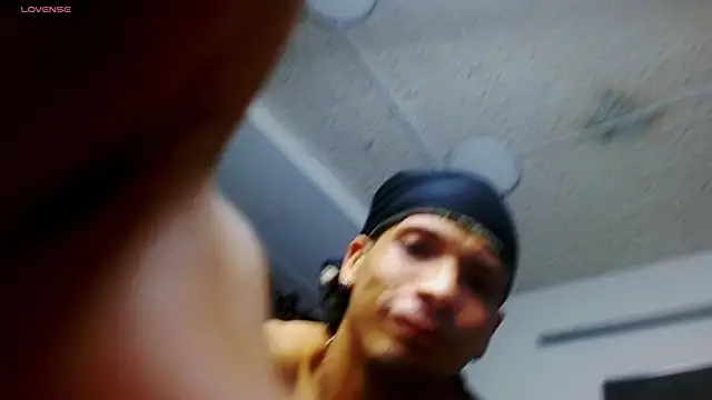 SonicJ25 online show from February 16, 1:58 am