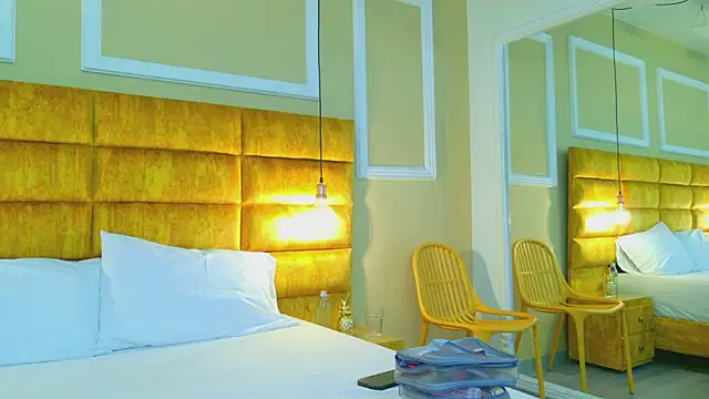 adarussell online show from February 18, 4:03 pm