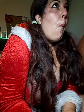 kittymorenita26 online show from December 8, 3:32 am