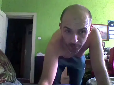 Snapshot of STANISLAW621162 chatting on July 4, 4:24 pm STANISLAW621162 online show from July 4, 4:24 pm