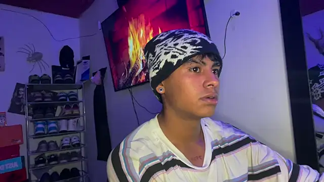  Billowy  online show from December 19, 1:12 am