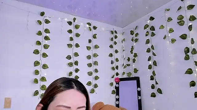 JanneKim online show from April 22, 1:23 pm