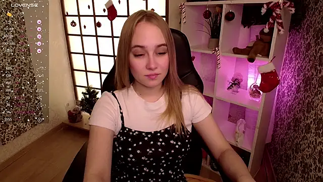 LianaBright online show from January 20, 2:11 am