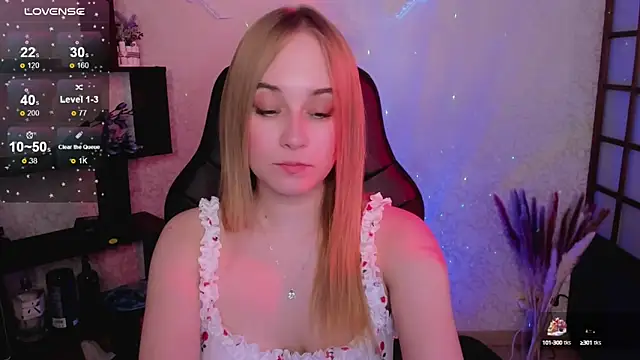 LianaBright online show from March 8, 2:01 am