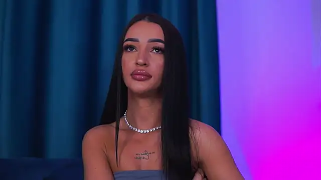 DeniseDevilles online show from April 27, 7:56 pm
