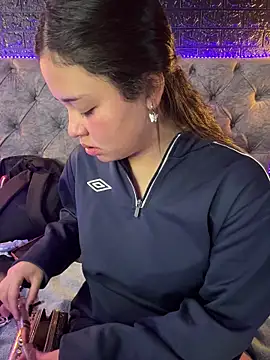 Paloma  LS online show from December 15, 7:29 pm