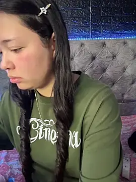 Paloma  LS online show from February 5, 7:07 pm