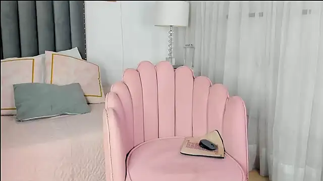 samanta william online show from March 19, 3:20 am