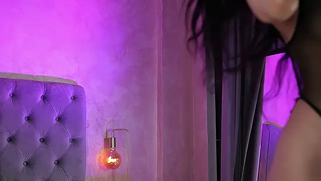 LucyWilow online show from January 12, 4:29 am