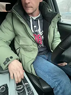 Snapshot of AlexGWoW chatting on January 10, 11:54 am AlexGWoW online show from January 10, 11:54 am