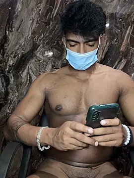 rony6663 online show from October 31, 6:20 pm