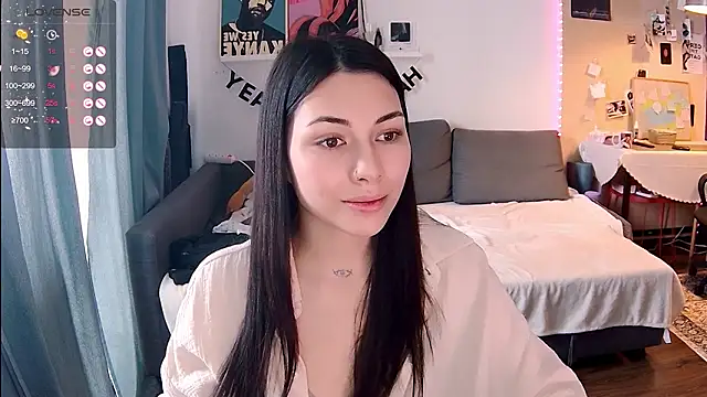 valorant girl online show from March 10, 9:47 am