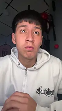 Snapshot of Stiven_017 chatting on February 7, 1:09 am Stiven 017 online show from February 7, 1:09 am