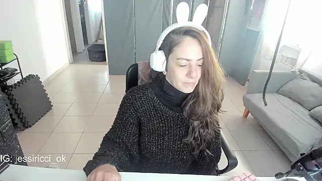 jessiburningheels online show from March 13, 11:51 am