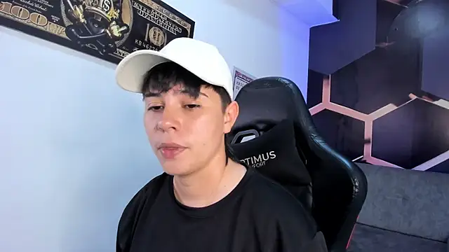 AbbySmiitth  online show from November 17, 7:08 pm