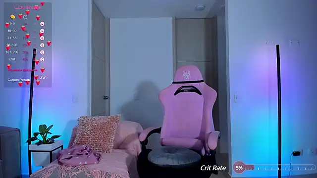 lupejones online show from December 20, 8:17 am