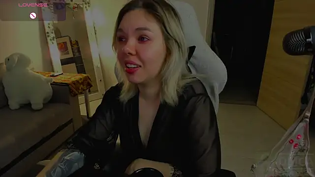 whoa-hoa-hoa-hoa-hoa online show from February 14, 3:42 pm