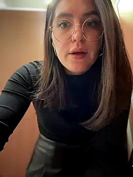 meow girl online show from October 4, 11:08 am