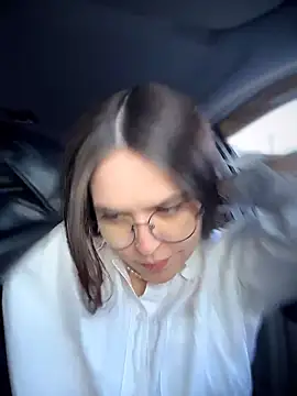 Snapshot of meow_girl chatting on March 24, 2:55 pm meow girl online show from March 24, 2:55 pm