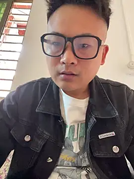 lixiaoshuai8 online show from February 7, 6:28 am