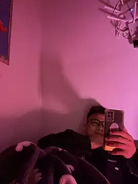 lixiaoshuai8 online show from February 10, 5:33 am