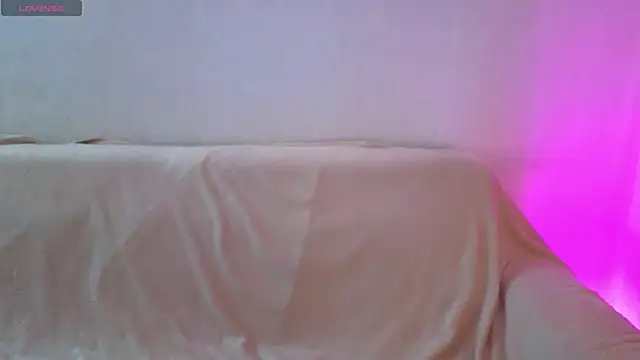 moonlight8  online show from February 26, 4:36 am