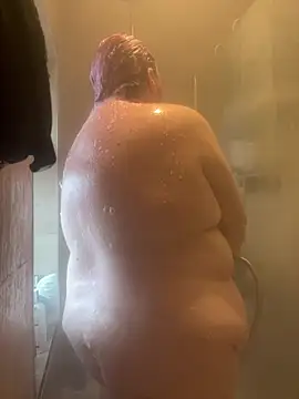 Snapshot of BBW_GoddessK chatting on January 12, 12:44 pm BBW GoddessK online show from January 12, 12:44 pm