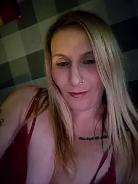 Snapshot of Northern_Tease chatting on February 6, 10:57 pm Northern Tease online show from February 6, 10:57 pm