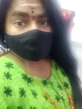 Snapshot of Tamilrojanew chatting on June 12, 9:52 am Tamilrojanew online show from June 12, 9:52 am