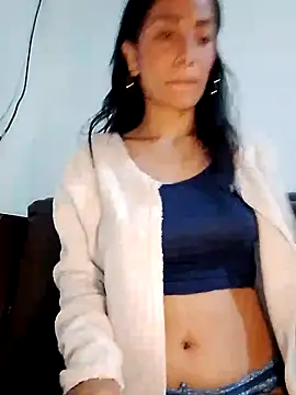 chloewildd  online show from February 12, 2:56 am