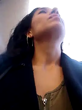 chloewildd  online show from February 18, 8:25 pm