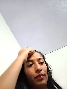 chloewildd  online show from February 19, 11:34 pm