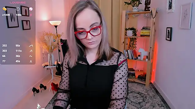 AdelaideRosabel online show from December 12, 10:31 pm