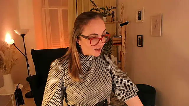 AdelaideRosabel online show from March 10, 1:12 am