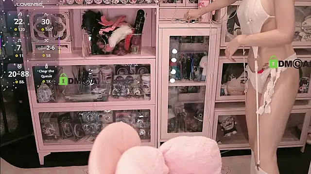 buluuuuuu online show from October 29, 4:31 pm