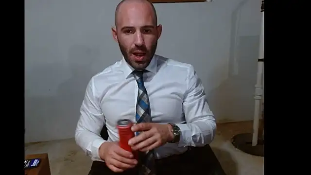 Snapshot of TheNakedPreacher chatting on December 16, 6:49 pm TheNakedPreacher online show from December 16, 6:49 pm