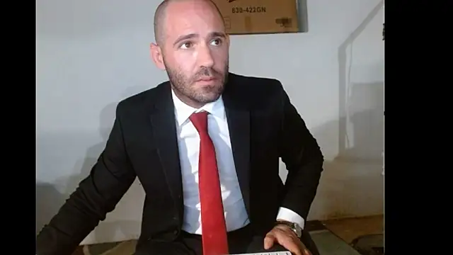 Snapshot of TheNakedPreacher chatting on January 2, 9:11 am TheNakedPreacher online show from January 2, 9:11 am