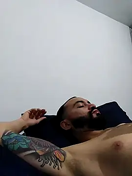 Snapshot of Juandiam chatting on June 19, 3:22 am Juandiam online show from June 19, 3:22 am